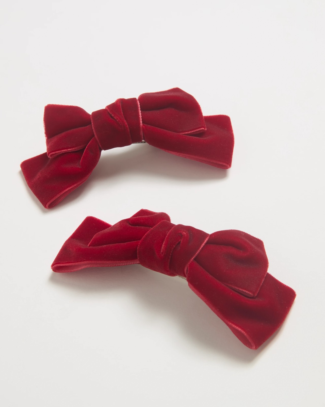 2 Pack Velvet Christmas Bow Clips 2 of 3