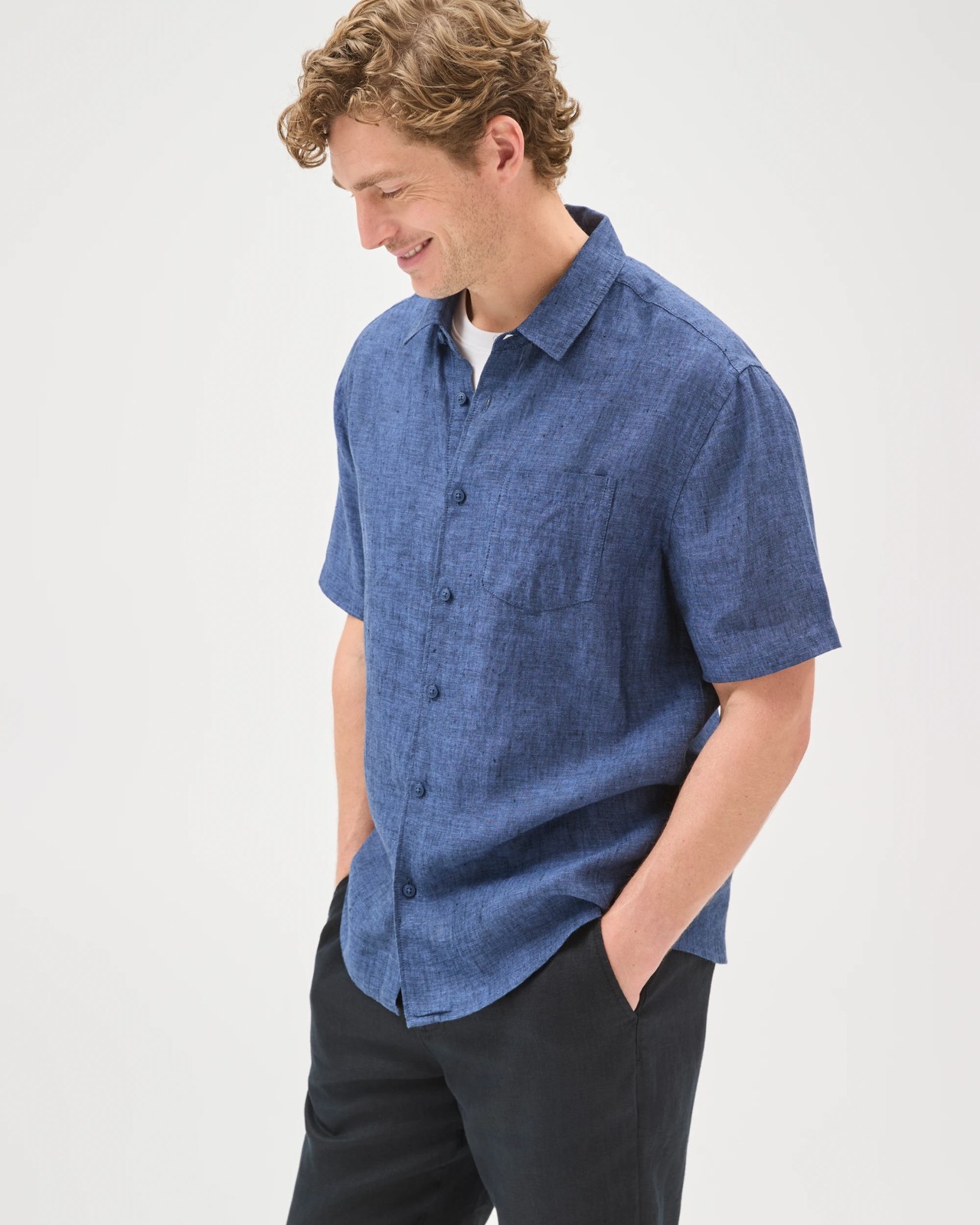 European Linen Short Sleeve Shirt - Indigo Blue 2 of 6
