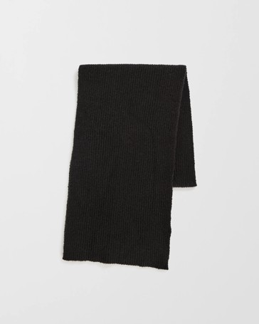 Essential Knitted Scarf