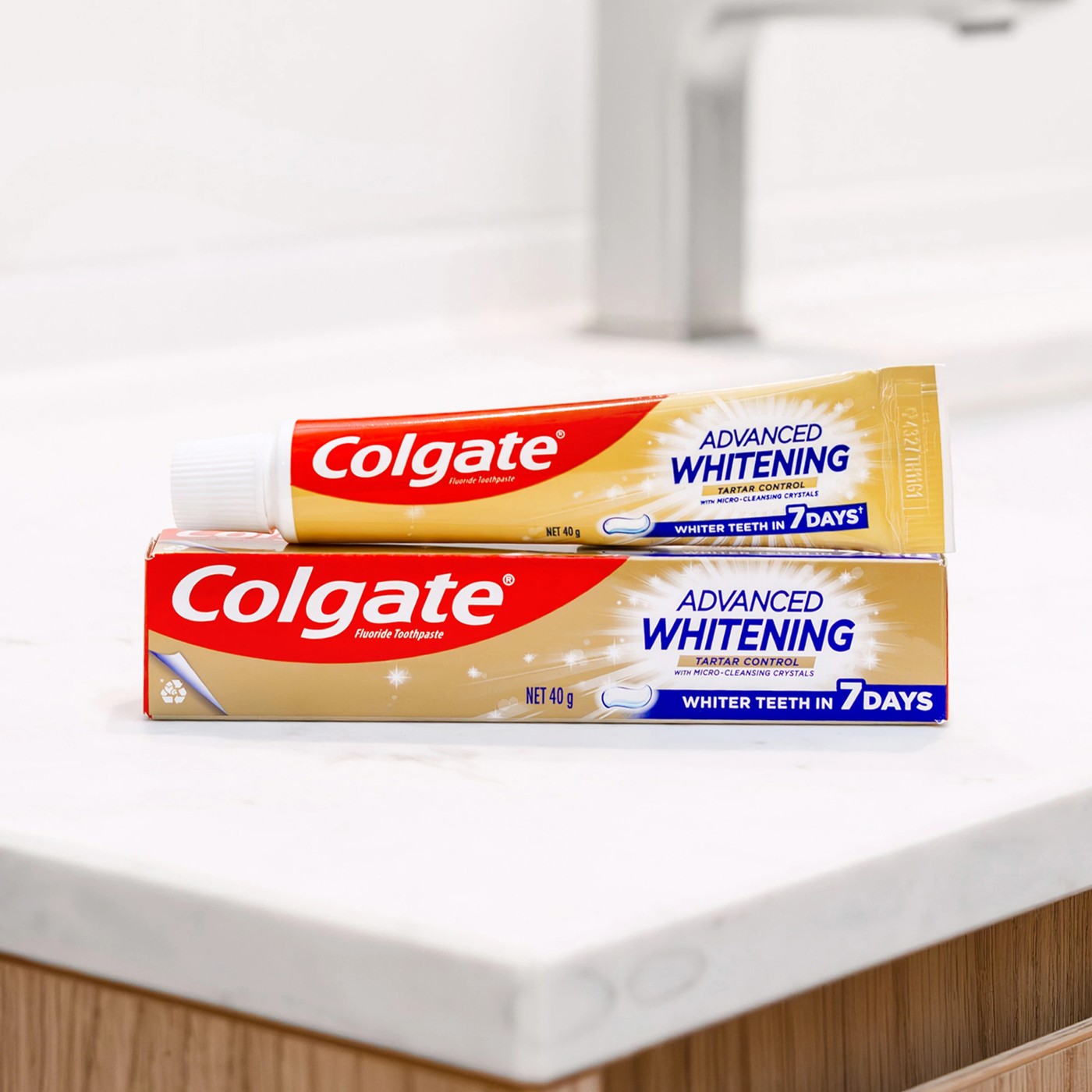 Colgate Advanced Whitening Tartar Toothpaste 40g 3 of 5