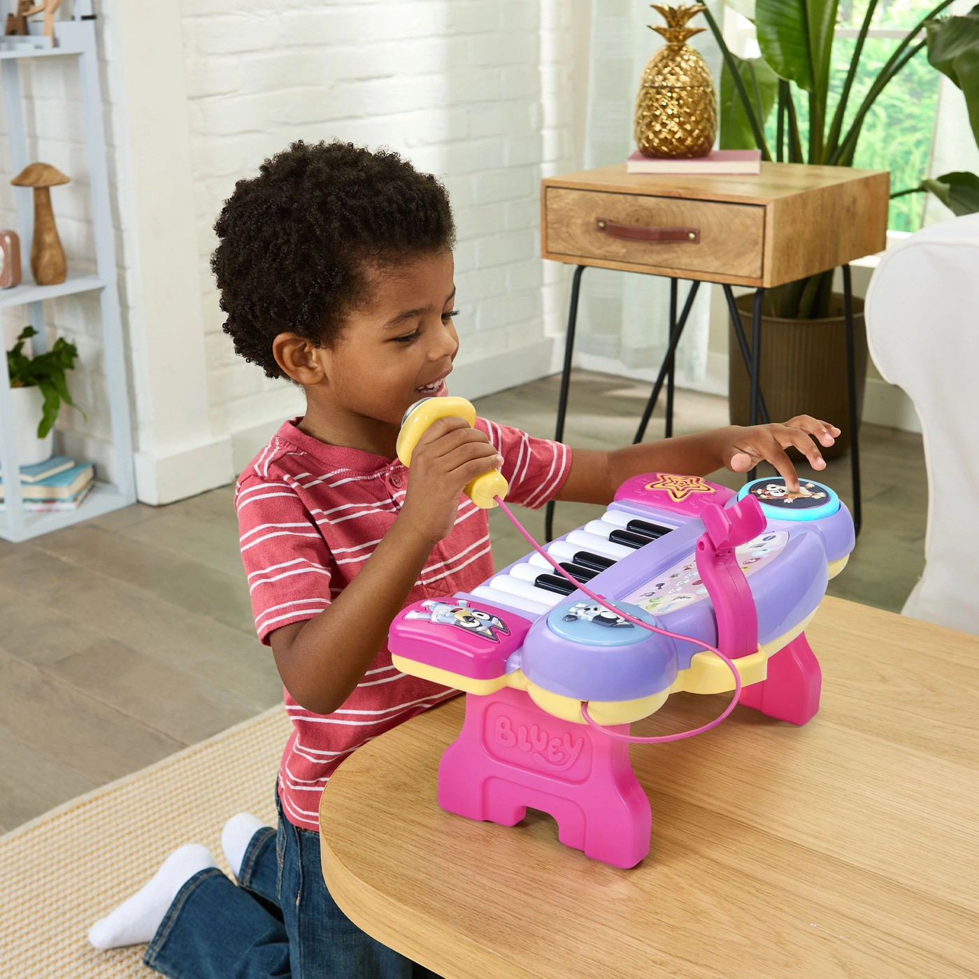 VTech Bluey Sing-Along Keyboard 3 of 4