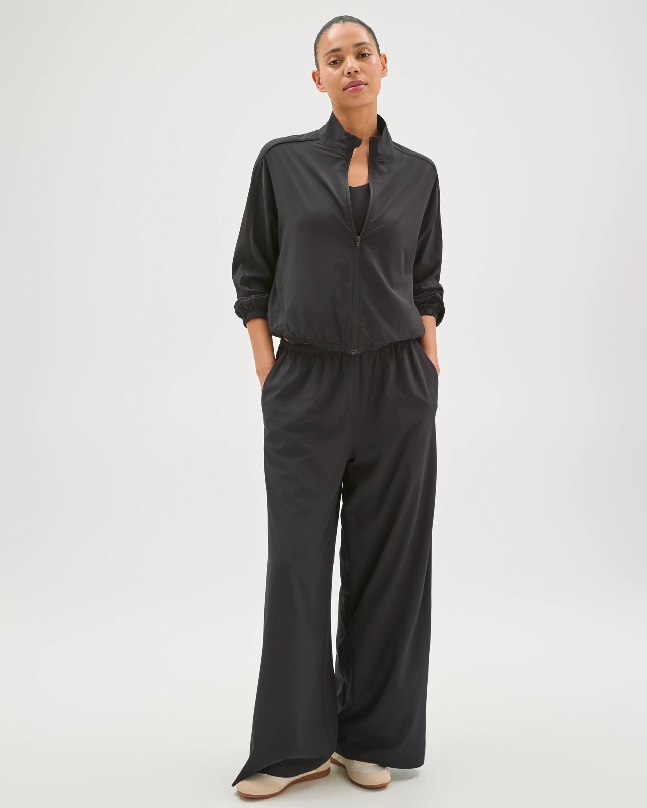 Active Relaxed Lightweight Woven Pants 5 of 5