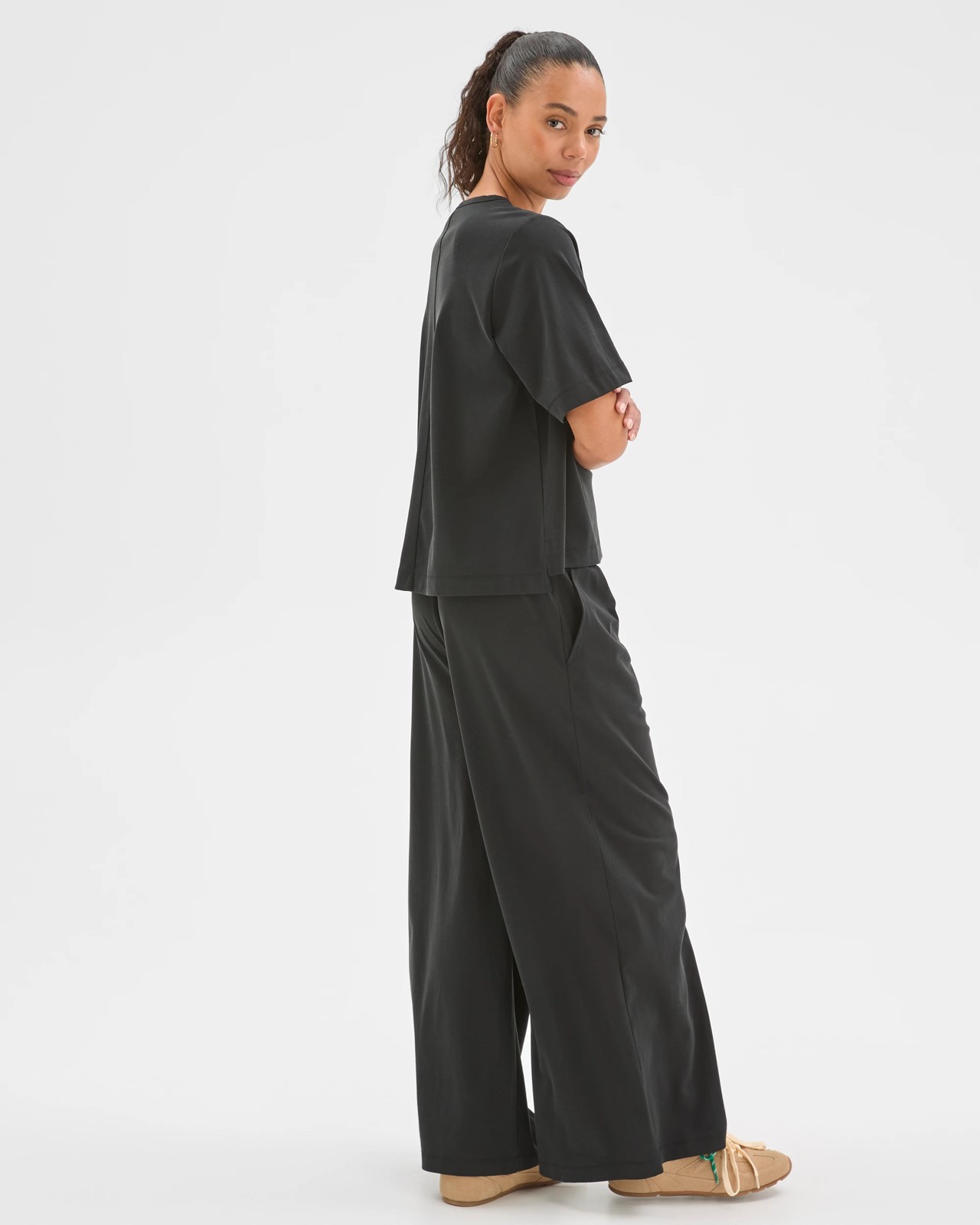 Relaxed Drape T-Shirt - Black 4 of 6