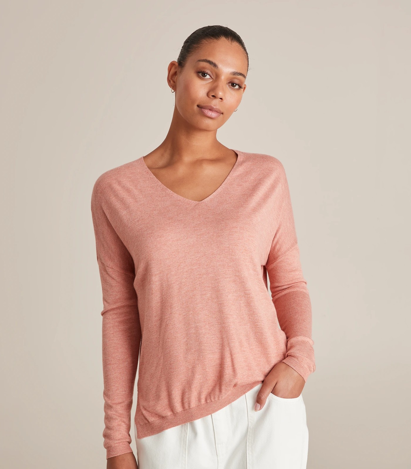 WELTERWEIGHT V-NECK SWEATER