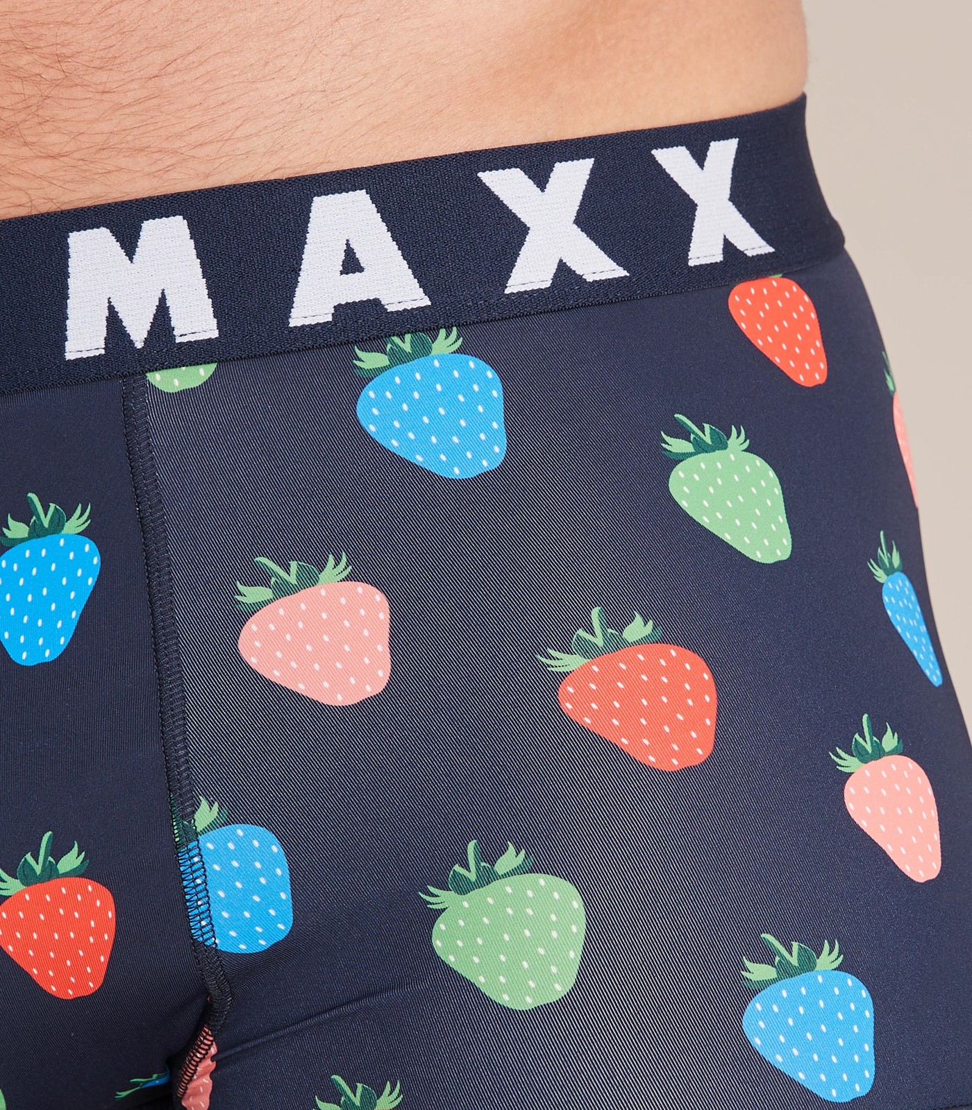 Maxx 3 Pack Microfibre Trunks - Strawberries 5 of 5