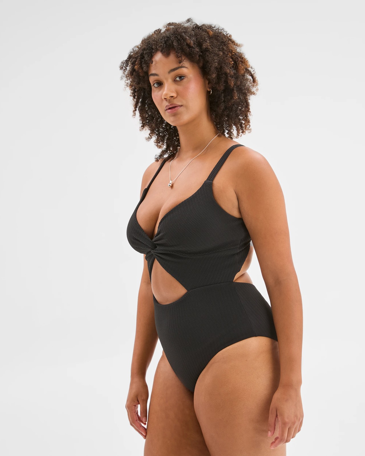 230_72267394_11+230T7226