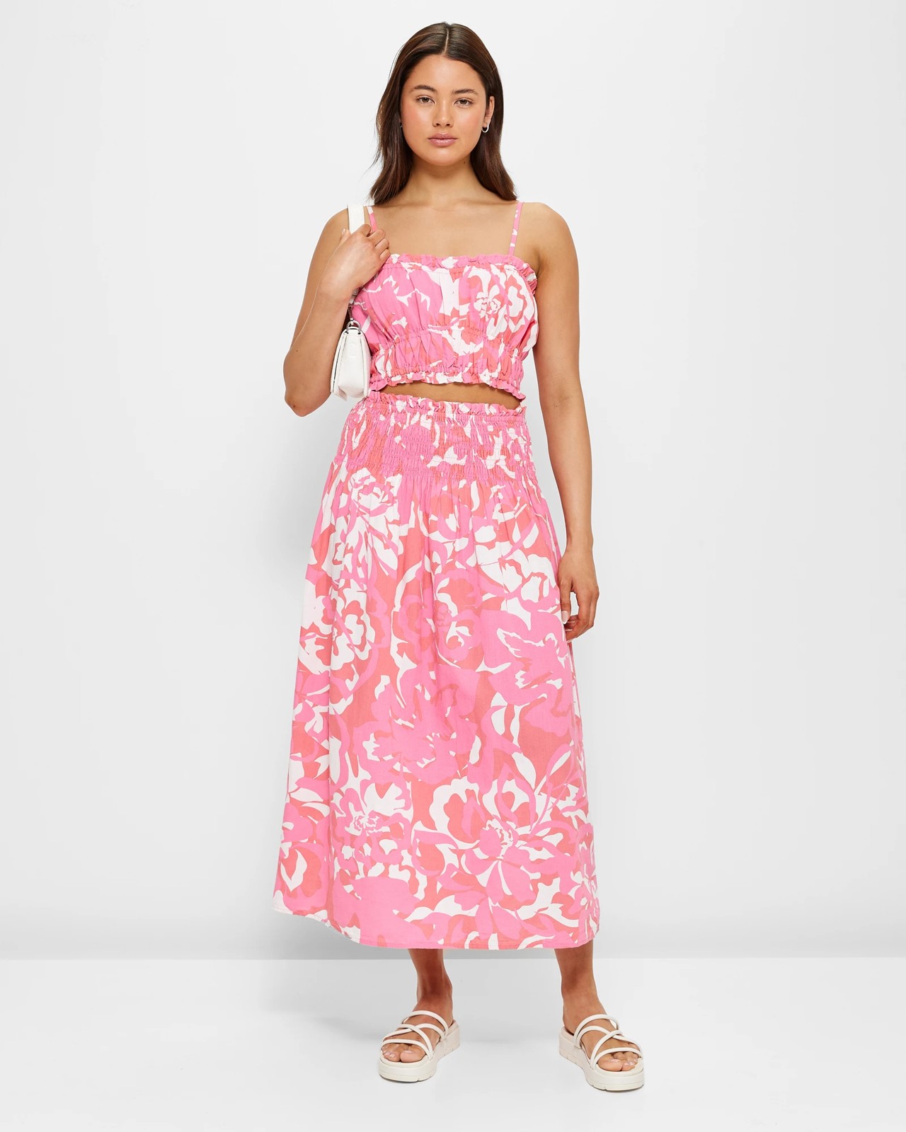 250_68350086_2+26B9AE