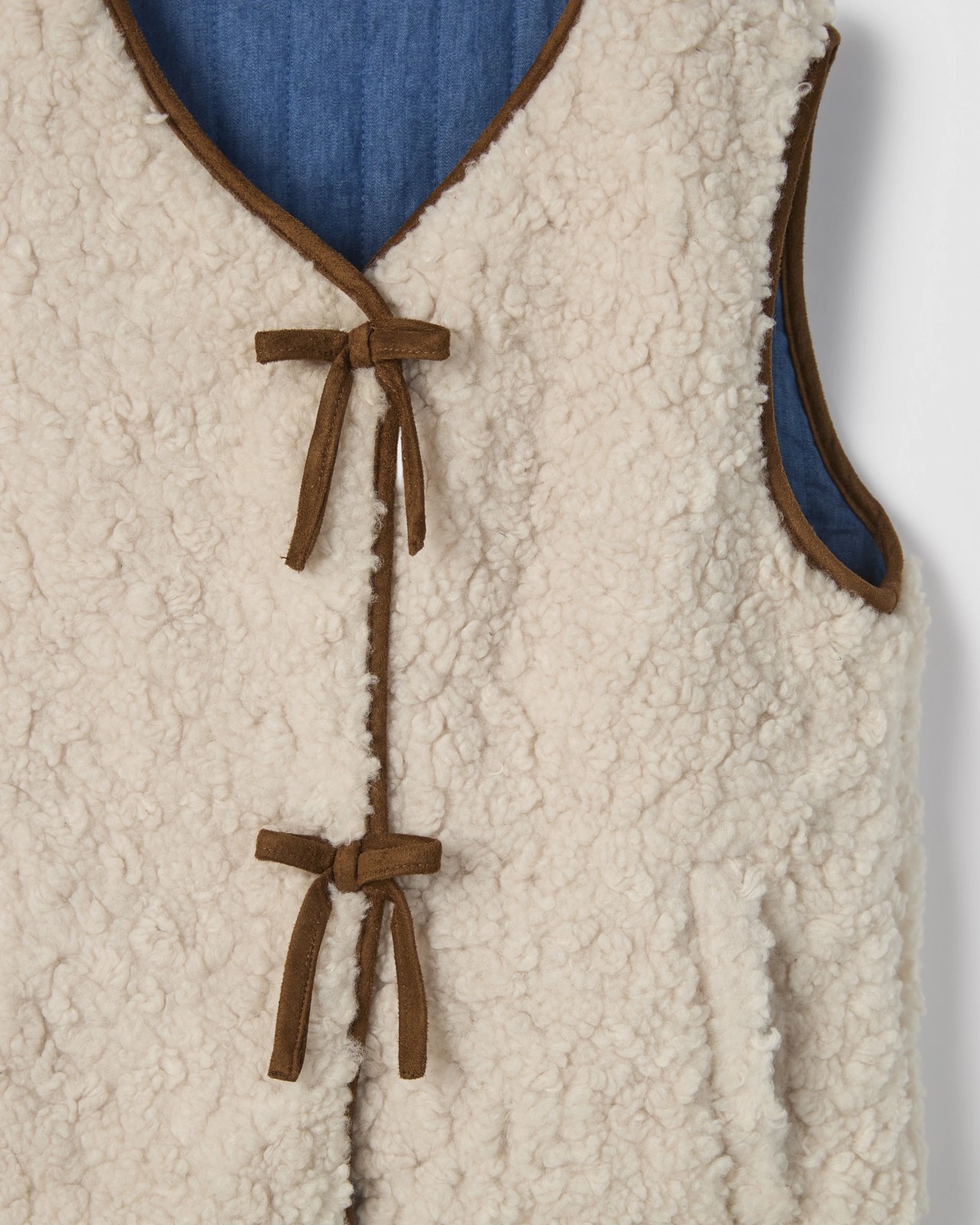 320_72111635_6+320T7211