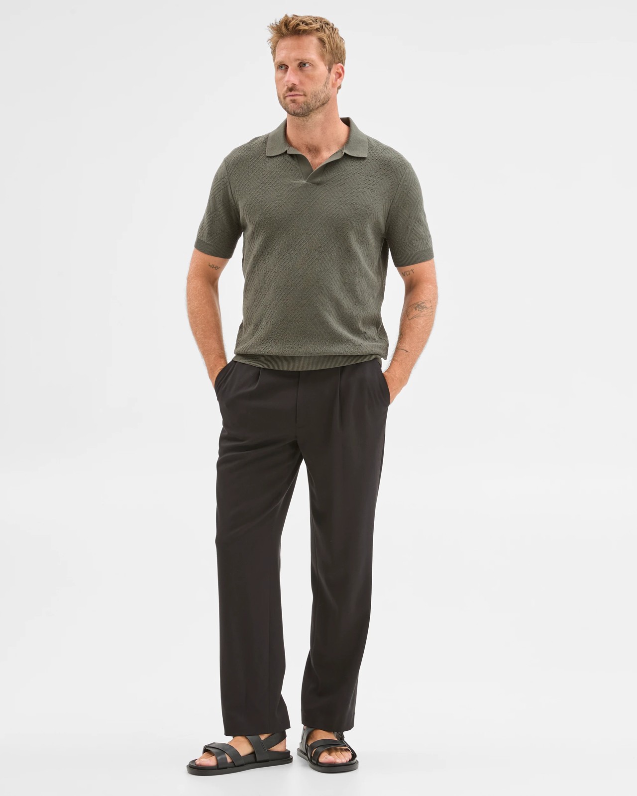 415_72084649_2+415T7208