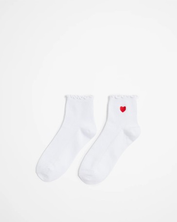 Frill Embroidered Quarter Crew Cut Socks - AC Lab