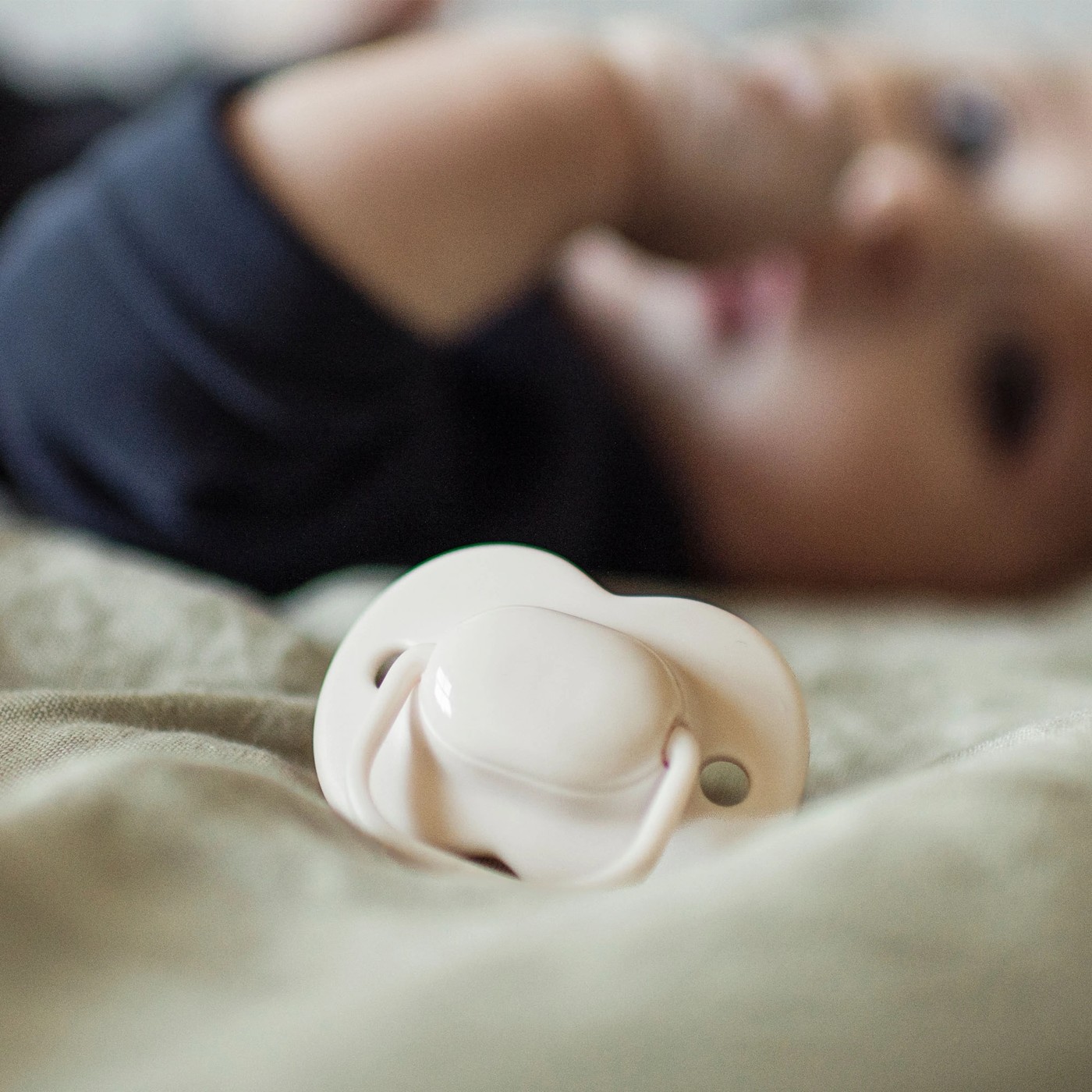 Tommee Tippee Cherry Latex Soother 2 Pack - 6-18 Months - Multi 2 of 6