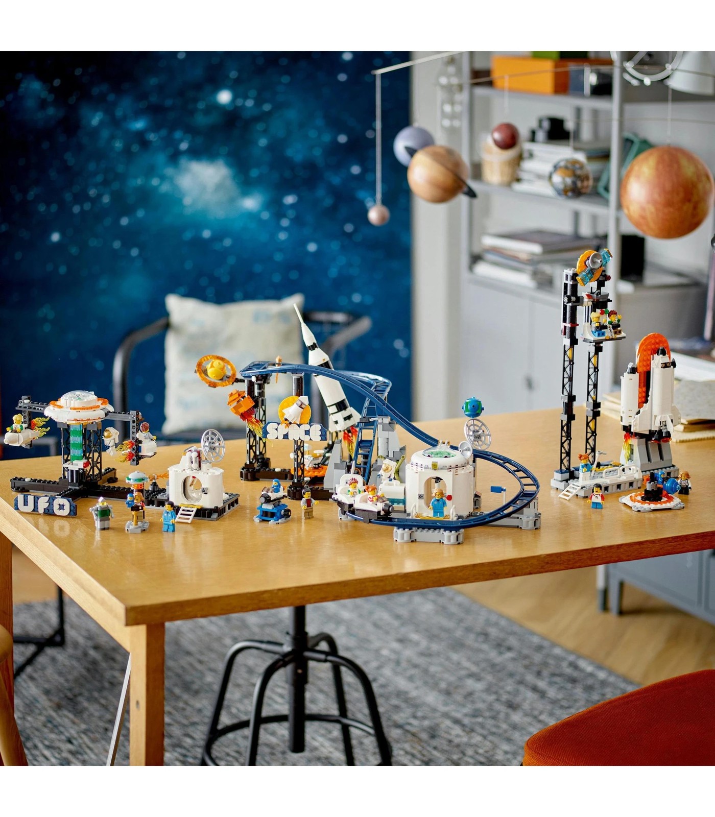 68435097-IMG-010