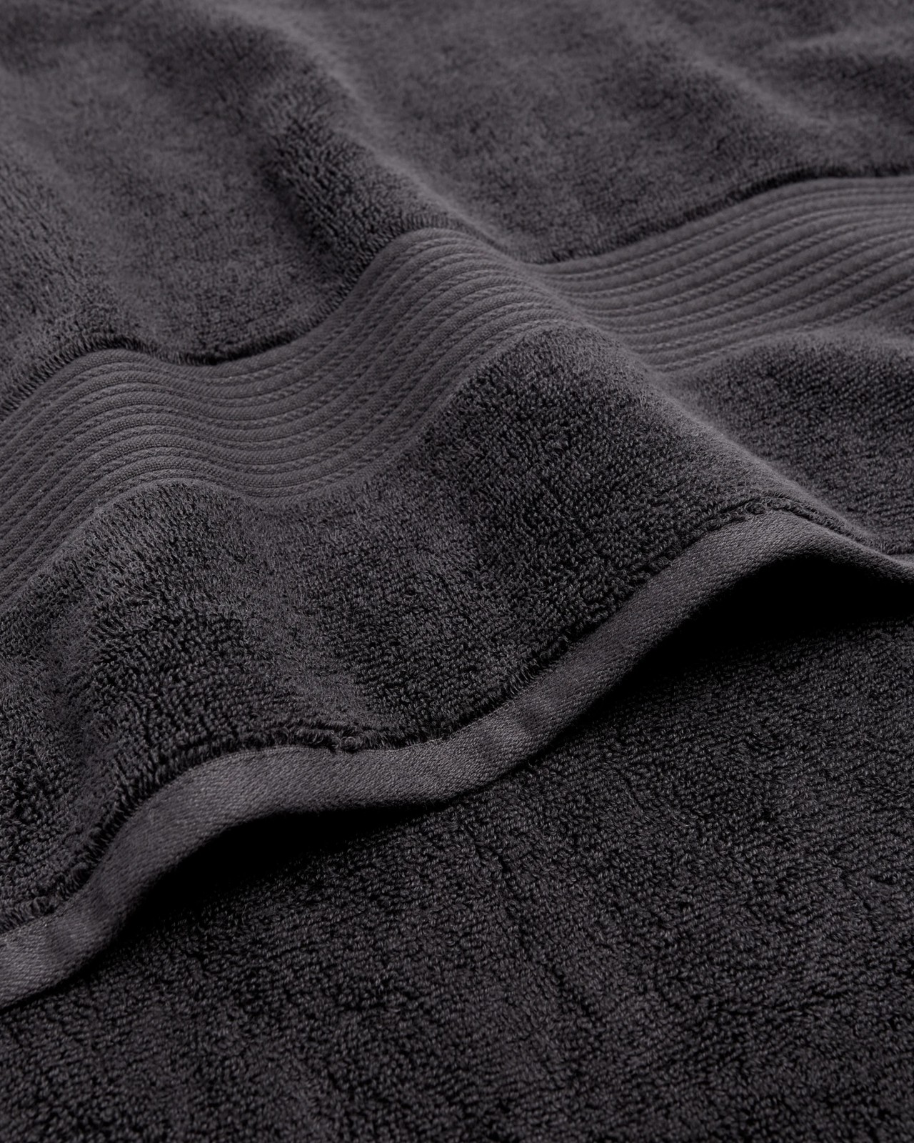 590_69070402_2+2832D5