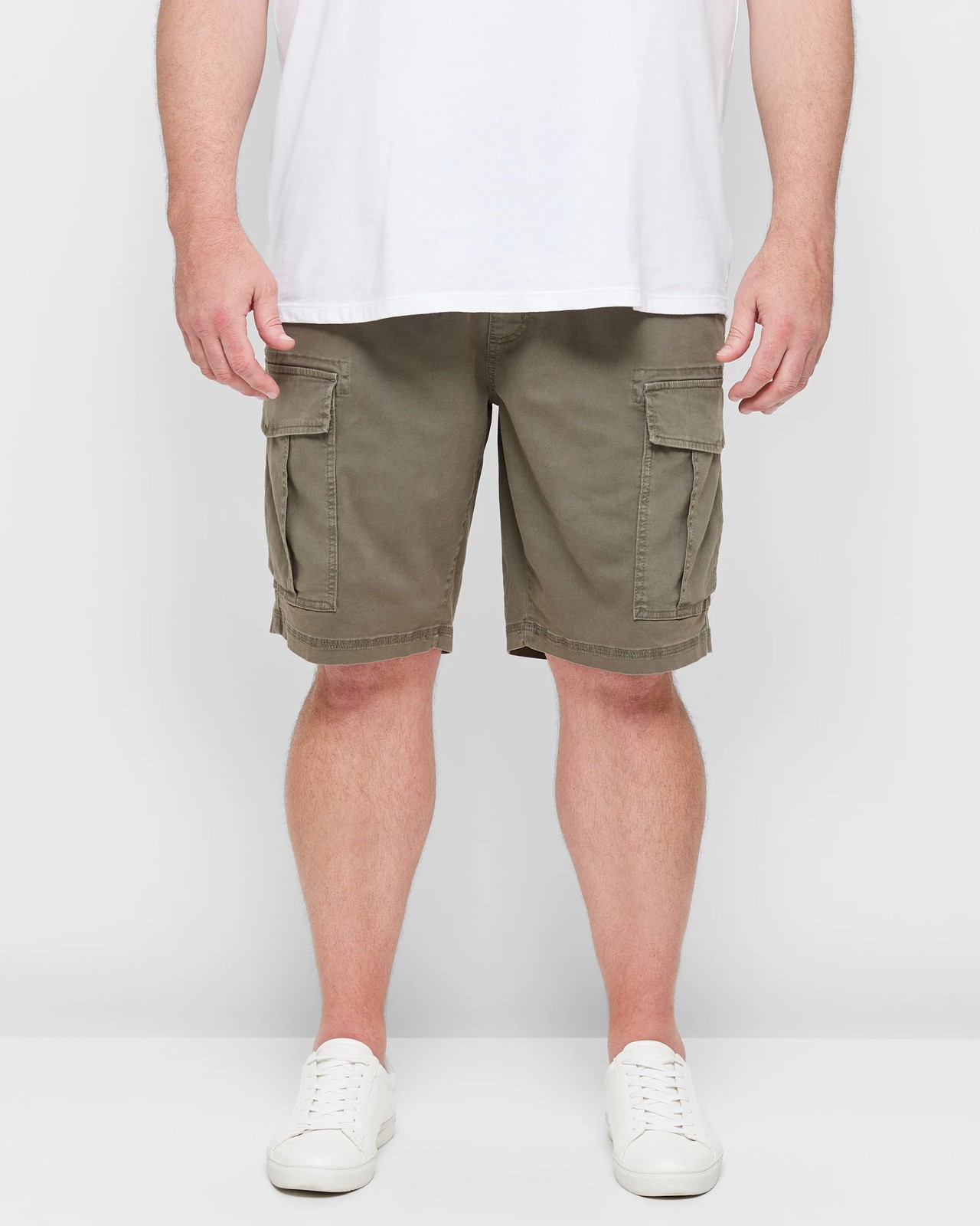 Plus size cargo outlet shorts