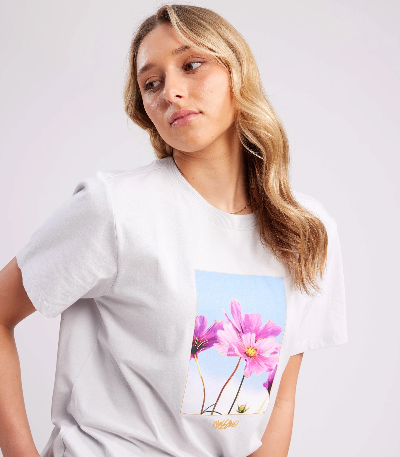 Mossimo Relaxed T-Shirt 6 of 6