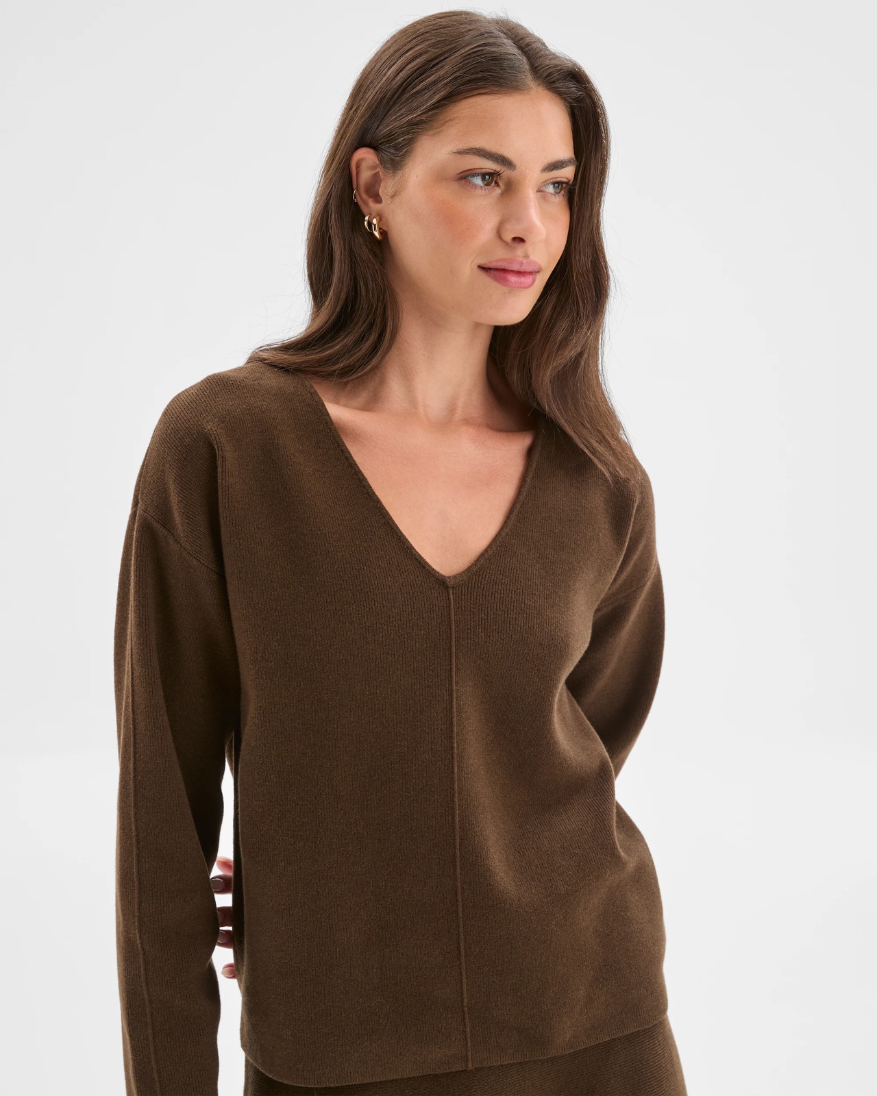 Petites Australian Cotton Blend Polished V-Neck Jumper - Olive 5 of 5